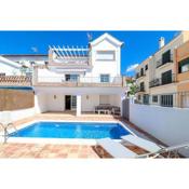 4 BR house in Benahavis Centre, Costa del Sol