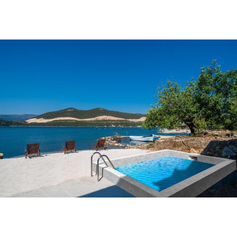 5* Beachfront Villa Olive Mill