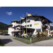 Alpenstern Pension Suites