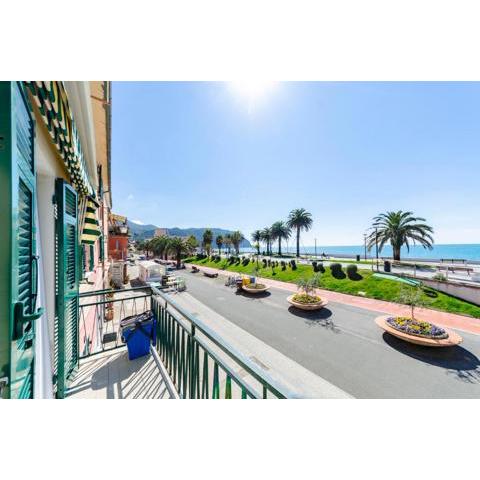 ALTIDO Great Flat with Balcony & Sea View near Beach