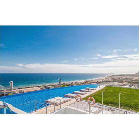 Amazing Apartment In Los Arenales Del Sol With Jacuzzi, Sauna And Outdoor Swimming Pool