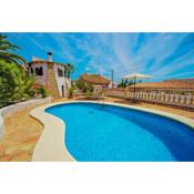 Amelie - holiday villa with private swimming pool in Benissa