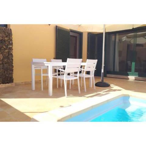 Anahi Homes Corralejo- Villa Dracacena 14