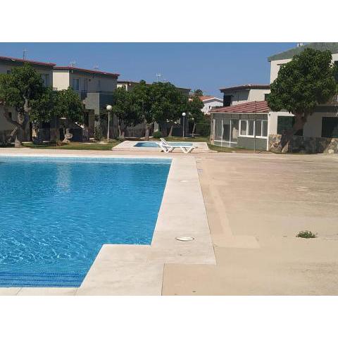 Apartamento con piscina, Cala en Blanes Ciutadella