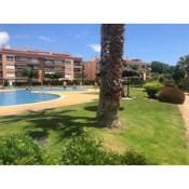 Apartamento con pistas de tenis y piscina en Platja d'Aro