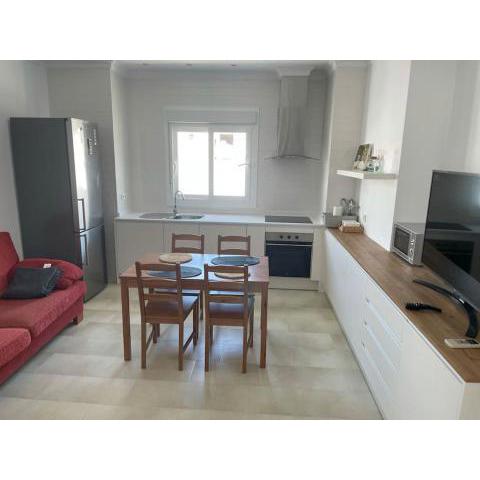 Apartamento en bloque familiar en Conil de la Fra.