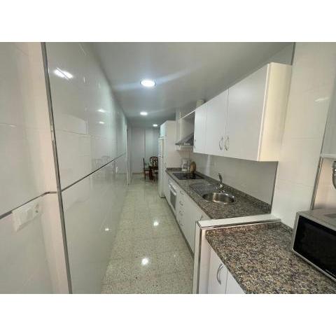 Apartamento torre del mar centro.