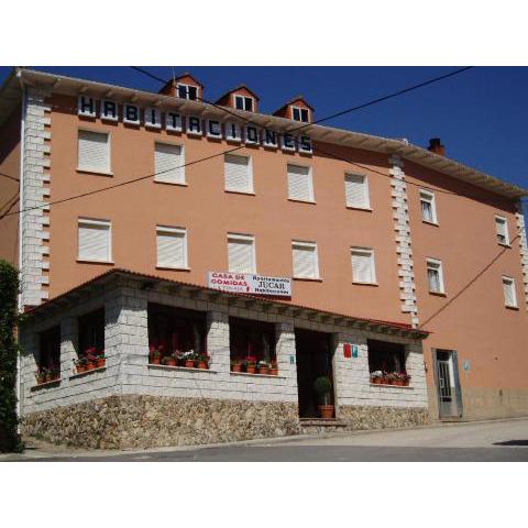 Apartamentos Jucar - Hotel Rural