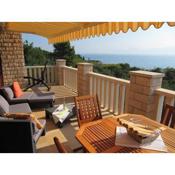 Apartment in Sucuraj with sea view, terrace, air conditioning, WiFi 3354-1