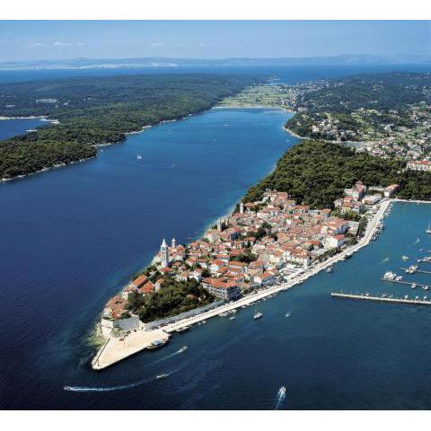 Apartment in Supetarska Draga with sea view, terrace, air conditioning, WiFi 4551-3