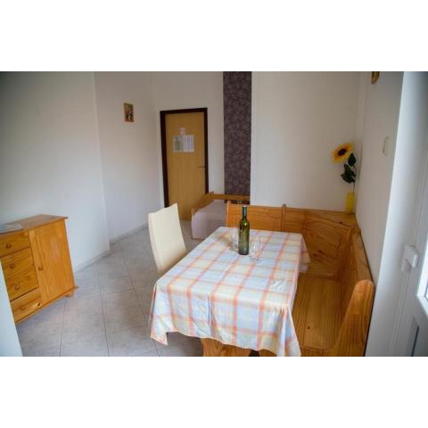 Apartment in Vodice with balcony, air conditioning, WiFi, washing machine (4266-1)