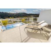 Apartment La Cala With Pool