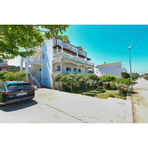 Apartments and rooms by the sea Tkon, Pasman - 336