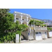 Apartments and rooms with parking space Gradac, Makarska - 6660