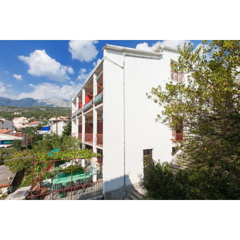 Apartments by the sea Podgora, Makarska - 12326