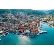 Apartments by the sea Pucisca, Brac - 15381