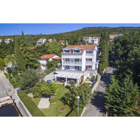 Apartments by the sea Selce, Crikvenica - 4801