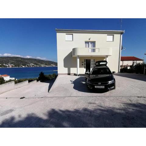 Apartments by the sea Sevid, Trogir - 18168