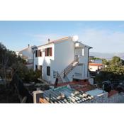 Apartments by the sea Slatine, Ciovo - 6000