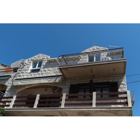 Apartments by the sea Sumartin, Brac - 15725