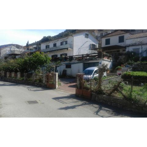 Apartments by the sea Trpanj, Peljesac - 16570