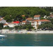 Apartments Frano i Franka by the Sea