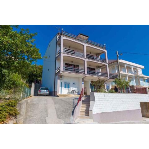 Apartments in Crikvenica 39208