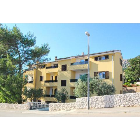 Apartments with a parking space Baska, Krk - 18793