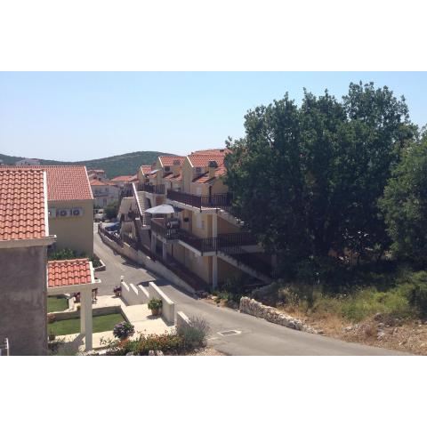 Apartments with a parking space Cavtat, Dubrovnik - 11215