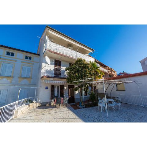 Apartments with a parking space Crikvenica - 13204