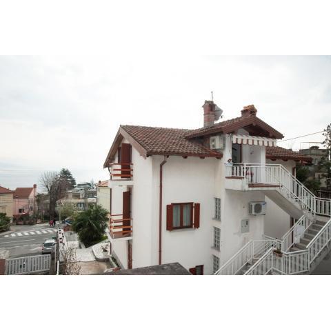 Apartments with a parking space Opatija - 12302