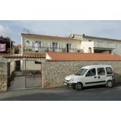 Apartments with a parking space Supetar, Brac - 16699