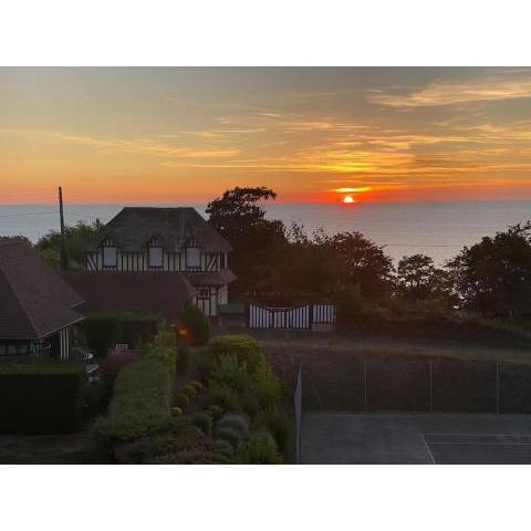 Appart lumineux avec vue sur mer à 180 degrés