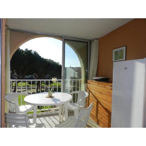 Appartement La Londe-les-Maures, 2 pièces, 5 personnes - FR-1-713-72