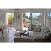 Appartement moderne sur les Hauts de Bandol