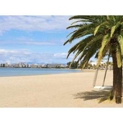 APPARTEMENT VUE SUR MER EMPURIABRAVA