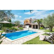 Awesome home in Vosteni w/ Outdoor swimming pool and 2 Bedrooms