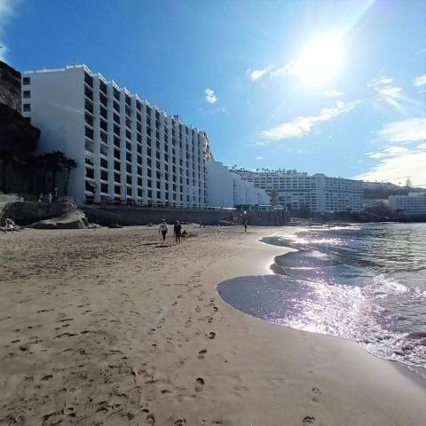 Beachfront apartment Don Paco Patalavaca