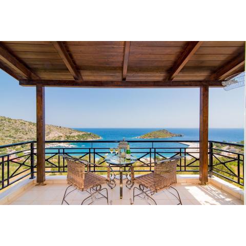 Beachfront Villa Komis - Panoramic Infinity Blue