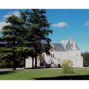 Beautiful 1-Bed Apartment in the Chateau grounds