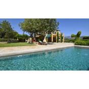 Beautiful country house with pool and views of the Tramuntana for 8 people