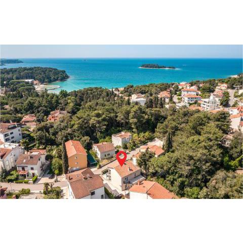 Beautiful home in Rovinj with 4 Bedrooms and WiFi