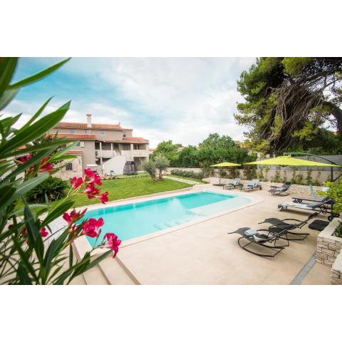 Beautiful Villa Julia, south Istria, garden, pool