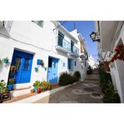 Calle Alta 22, Frigiliana Traditional center townhouse with 2 bedroom and an Amazing outdoor shower HansOnHoliday Rentals