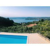 Casa Cecilia, 2 bedrooms, 1 bathroom, lake view, pool