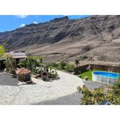 Casa rural con baño adaptado y piscina en Mogán