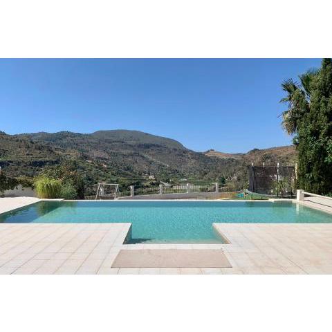 Casa Sierra, A Stunning Spanish Rural Retreat