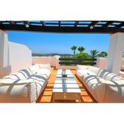 Casares Costa Penthouse sur Golf Finca Cortesin avec vue mer