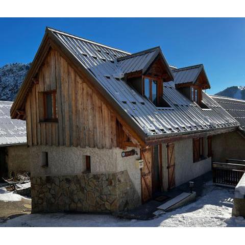 Chalet des Grangettes à 200m des pistes - Huez