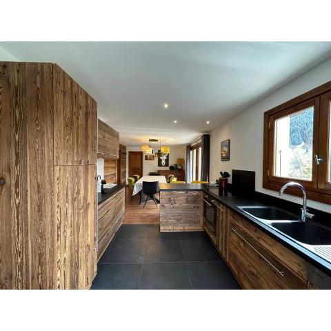 Chalet La Clusaz, 5 pièces, 9 personnes - FR-1-437-103